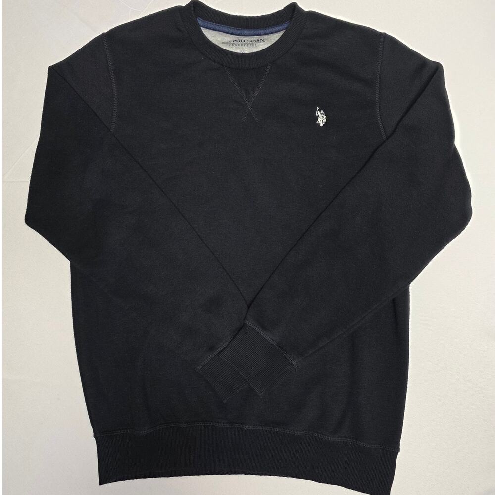 U.S. Polo Assn. long-sleeve black crewneck sweatshirt Size M